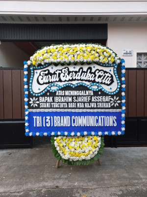 Papan Bunga Duka di Kubang